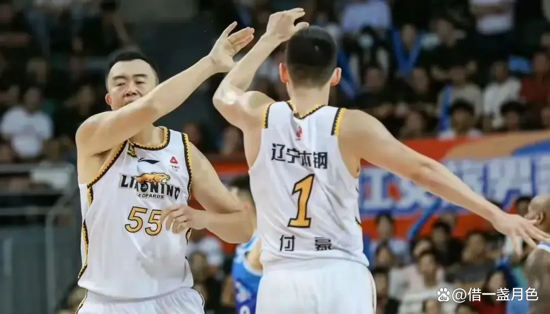 新疆男篮力克四川队，实现逆转