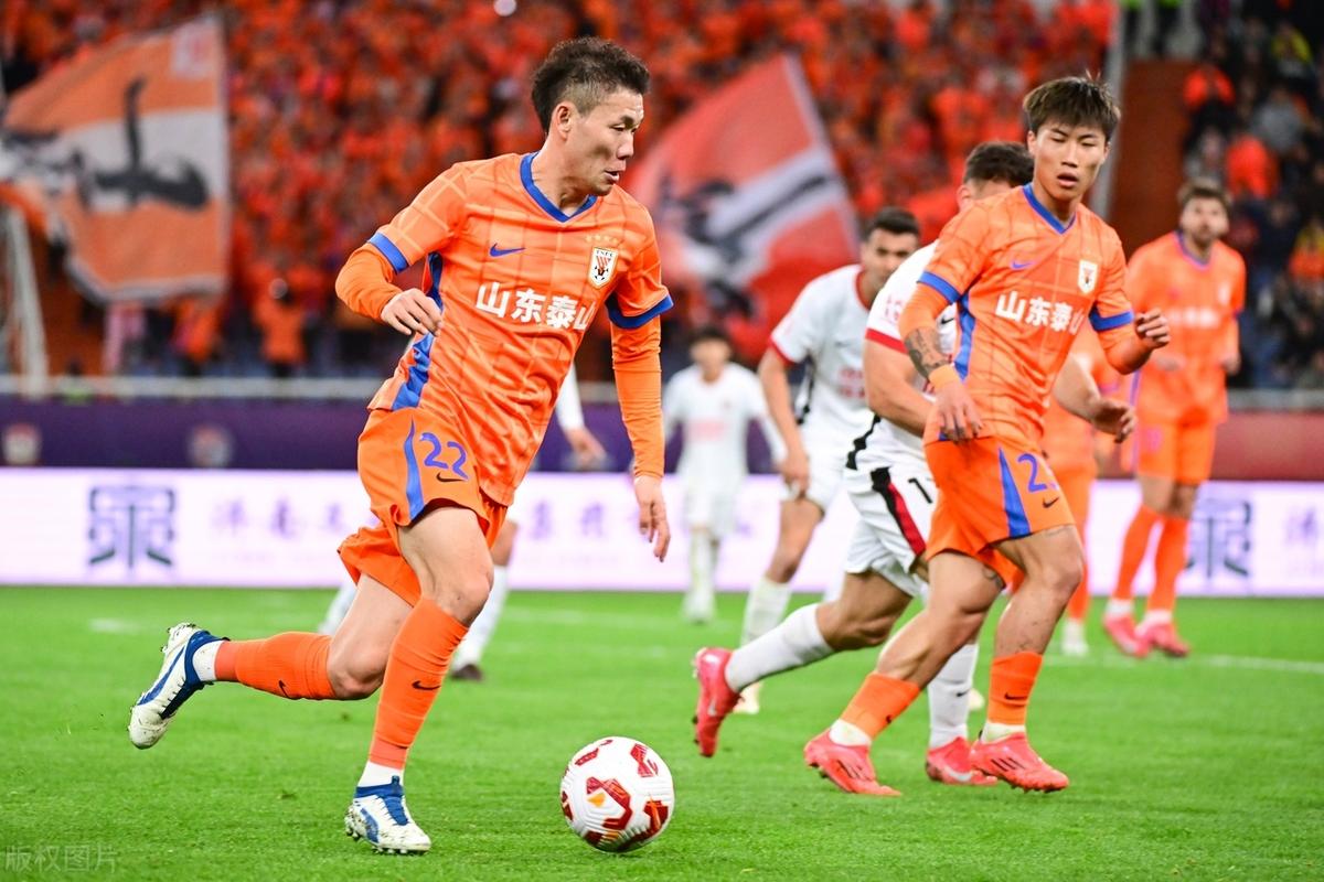 包含天津泰达主场落败，中超保级压力增加的词条