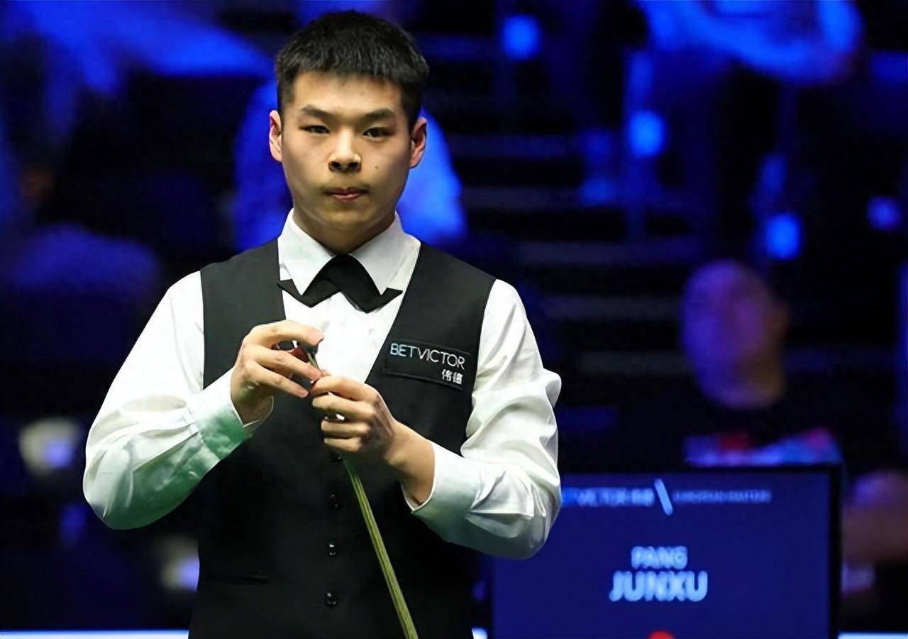 爱尔兰代表团在拳击比赛中夺冠，英雄气概