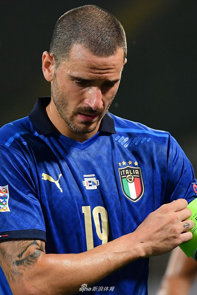 关于意大利大胜波黑,锁定小组头名的信息 关于意大利大胜波黑,锁定小组头名的信息