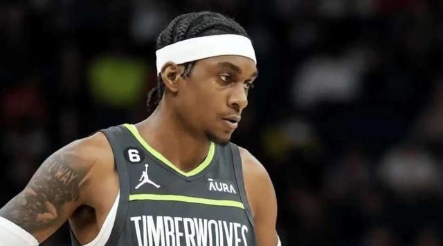 关于本土新秀惊艳表现，助球队重回正轨的信息