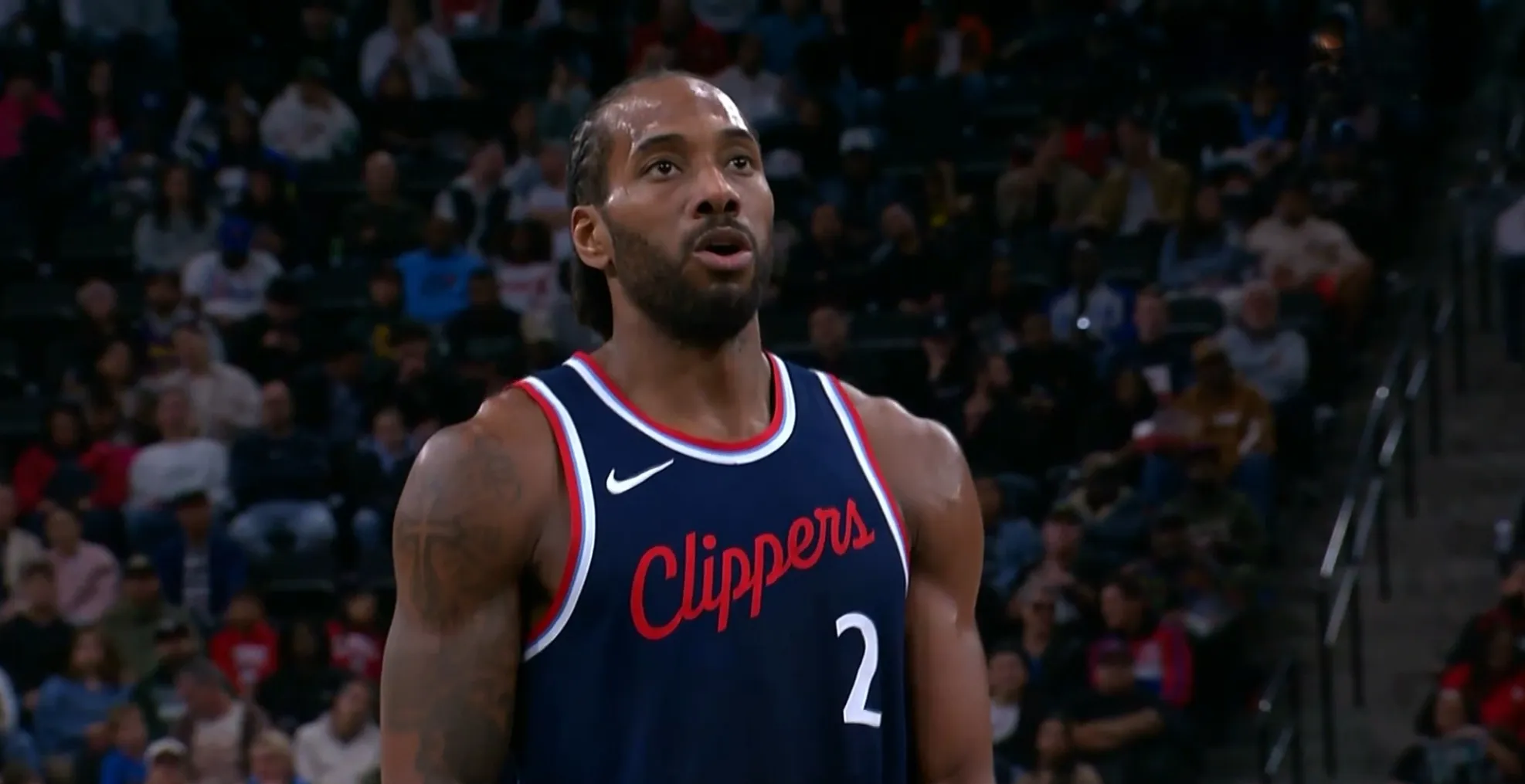 包含快船险胜公牛，伦纳德贡献一巨星表现的词条