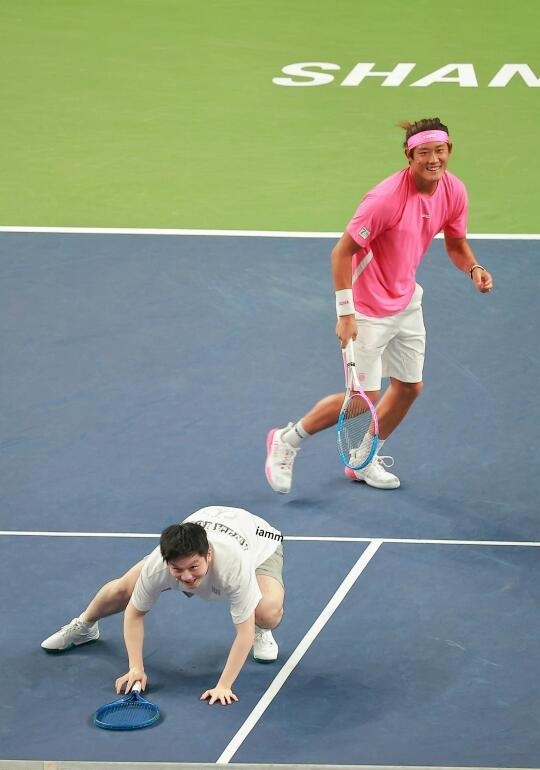 德国网球队轻取法国网球队,费德勒关键制胜的简单介绍 德国网球队轻取法国网球队,费德勒关键制胜的简单介绍