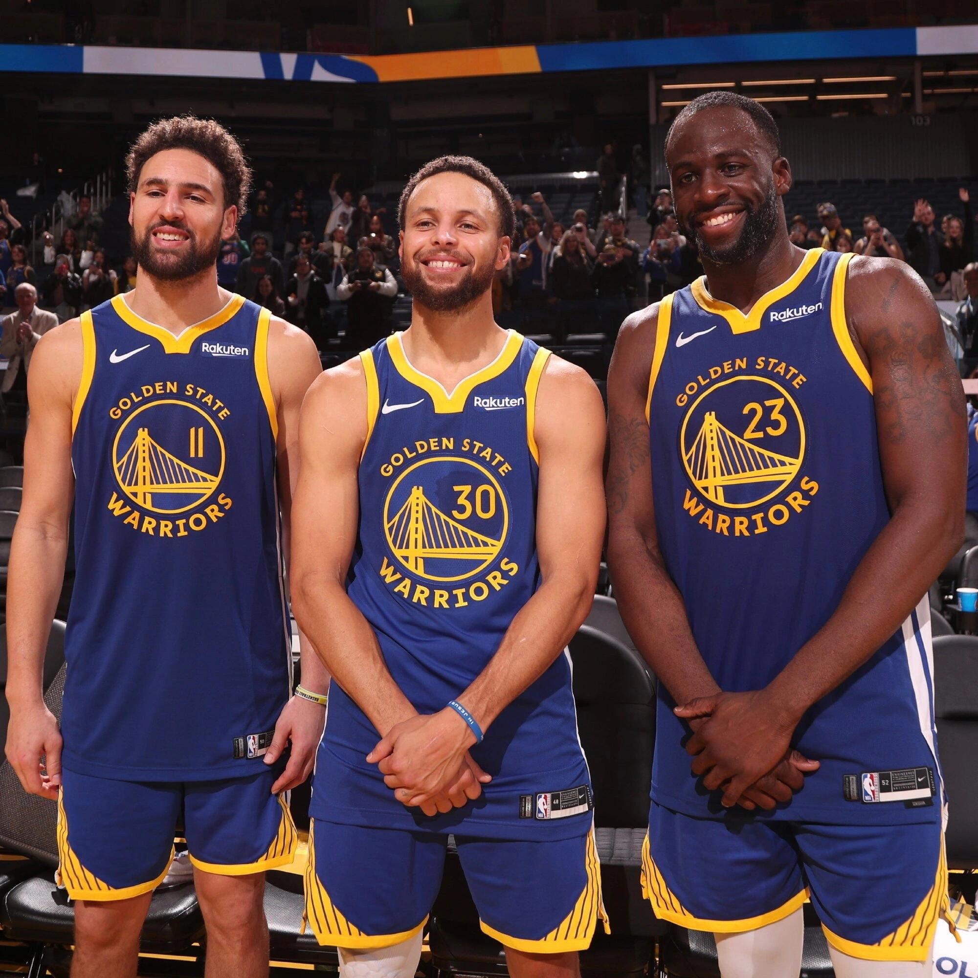 勇士大胜热火,实现6连胜的简单介绍 勇士大胜热火,实现6连胜的简单介绍