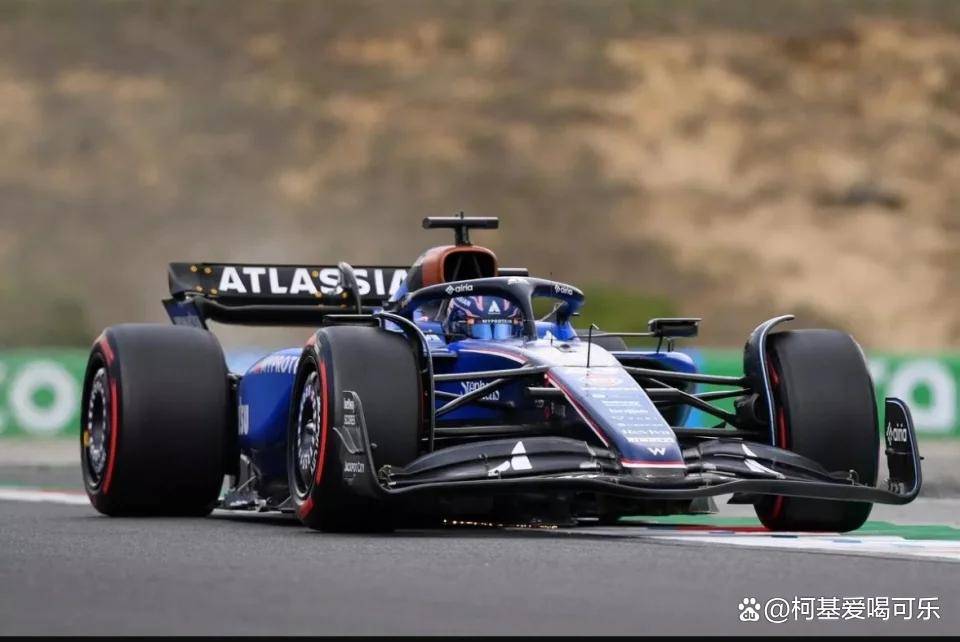 阿斯顿马丁碾压威廉姆斯,汉密尔顿带队取胜 阿斯顿马丁碾压威廉姆斯,汉密尔顿带队取胜