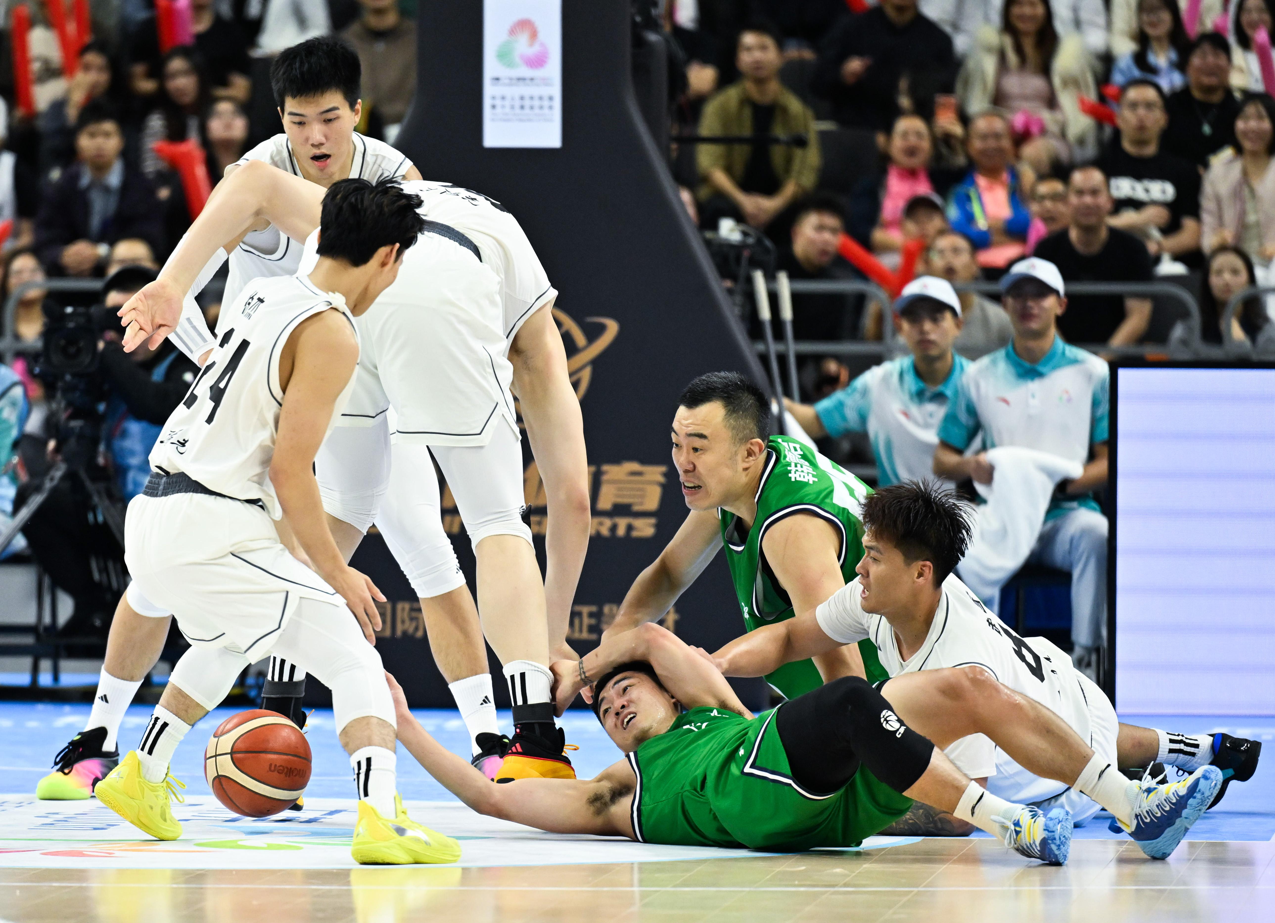 深圳队力克广州队,高诗岩统治全场 深圳队力克广州队,高诗岩统治全场