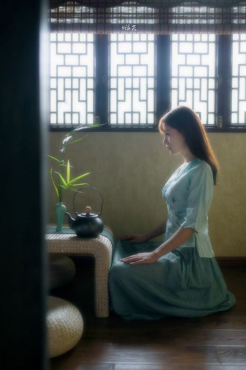 雷恩铁骑踏碎法兰西，卡塞米罗如何成为伯纳乌的终极密码？