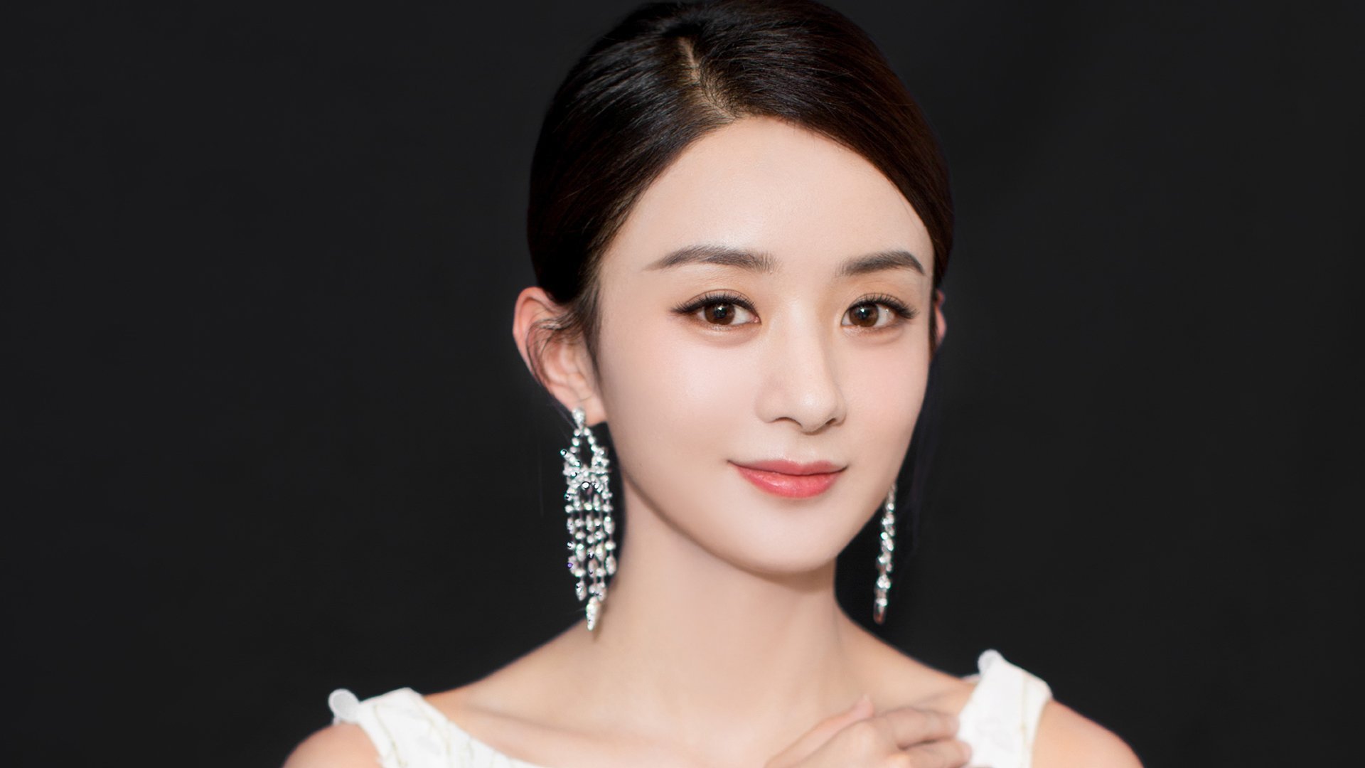 夜幕降临，国王宫殿被猛龙踏碎，是谁真正主宰了比赛走向？