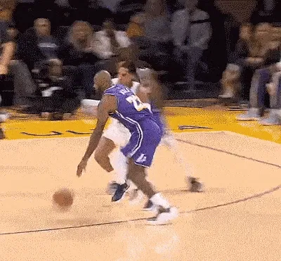 活塞绝杀凯尔特人,利拉德成为关键先生 活塞绝杀凯尔特人,利拉德成为关键先生